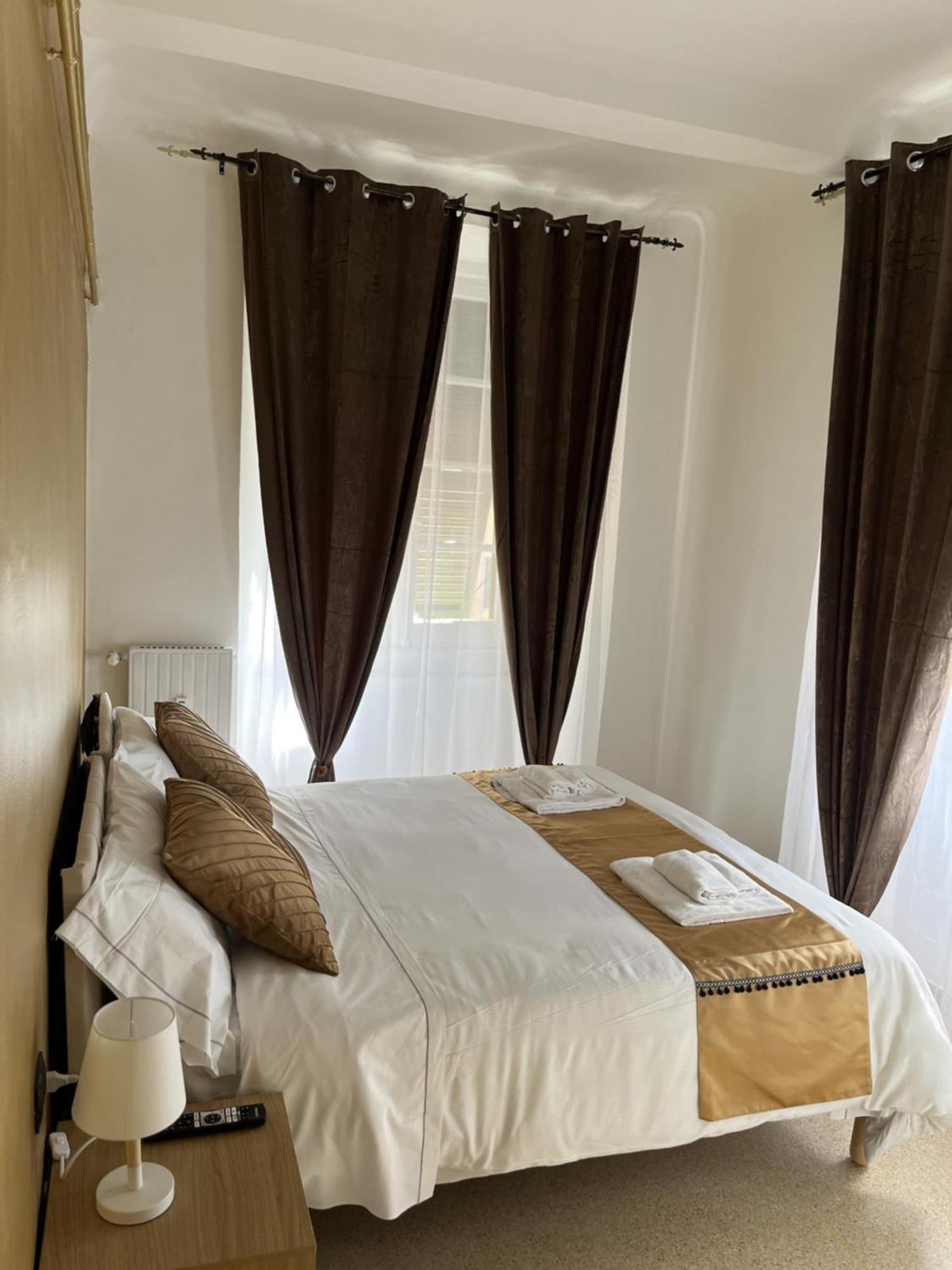 Genova Gold Rooms Exterior photo